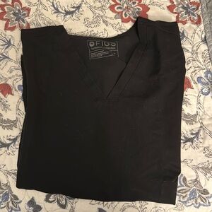 Figs Women's Black V-Neck Scrub Top